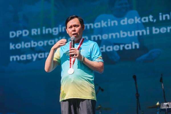 DPD Gelar Fun Walk di GBK, Gaungkan Konsep Green Democracy kepada Dunia DPD Gelar Fun Walk di GBK, Gaungkan Konsep Green Democracy kepada Dunia