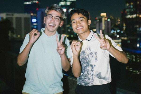 Cara Unik Betrand Peto Ingatkan Ruben Onsu untuk Salat Cara Unik Betrand Peto Ingatkan Ruben Onsu untuk Salat