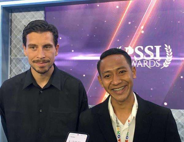 Reaksi Thom Haye soal Giovanni Van Bronckhorst yang Masuk Radar Pelatih Timnas Indonesia Reaksi Thom Haye soal Giovanni Van Bronckhorst yang Masuk Radar Pelatih Timnas Indonesia