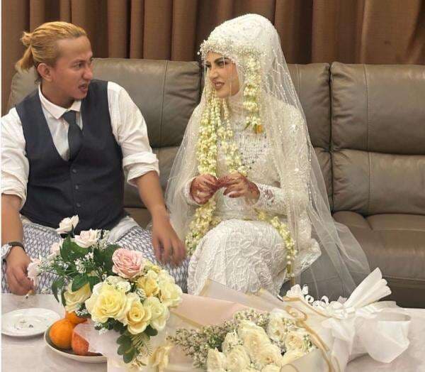 Profil dan Potret Helwa Bachmid, Model yang Mengaku Istri Cadangan Habib Bahar Profil dan Potret Helwa Bachmid, Model yang Mengaku Istri Cadangan Habib Bahar