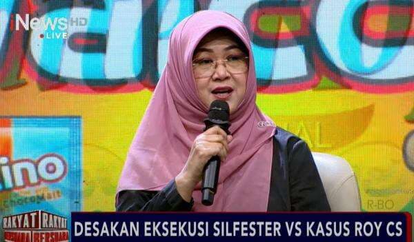 Dokter Tifa Bakal Tulis Buku Jokowi's Dark Life, Berisi Jejak Masa Lalu Jokowi Dokter Tifa Bakal Tulis Buku Jokowi's Dark Life, Berisi Jejak Masa Lalu Jokowi