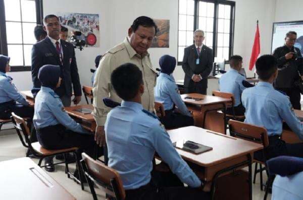 Prabowo Ingin Taruna Nusantara Cetak Pemimpin yang Antikorupsi Prabowo Ingin Taruna Nusantara Cetak Pemimpin yang Antikorupsi