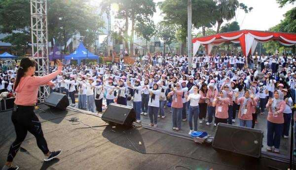 Seribu Bidan Jatim Gelar Fun Walk di Kota Tua Surabaya, Rayakan HUT IBI ke-74 Seribu Bidan Jatim Gelar Fun Walk di Kota Tua Surabaya, Rayakan HUT IBI ke-74
