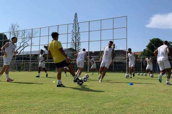 Beckham Absen, Persib Langsung Geber Persiapan jelang Lawan Selangor FC di ACL 2 Beckham Absen, Persib Langsung Geber Persiapan jelang Lawan Selangor FC di ACL 2