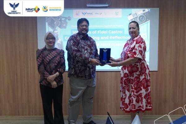MNC University Bersama Kedutaan Kuba dan Espanolindo Gelar Movie Screening & Photo Exhibition MNC University Bersama Kedutaan Kuba dan Espanolindo Gelar Movie Screening & Photo Exhibition