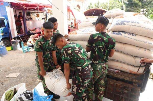 Bantuan Terus Mengalir! 125 Ton Logistik Dikirim ke Sumatra via Udara hingga Laut Bantuan Terus Mengalir! 125 Ton Logistik Dikirim ke Sumatra via Udara hingga Laut