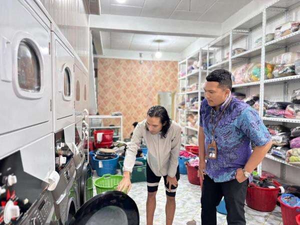 KUR BRI Dorong UMKM Kabanjahe Naik Kelas, dari Usaha Es Buah Menjadi Laundry Express KUR BRI Dorong UMKM Kabanjahe Naik Kelas, dari Usaha Es Buah Menjadi Laundry Express