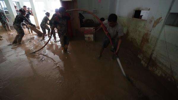 Kondisi Terkini RSUD Aceh Tamiang yang Lumpuh Imbas Banjir Kondisi Terkini RSUD Aceh Tamiang yang Lumpuh Imbas Banjir