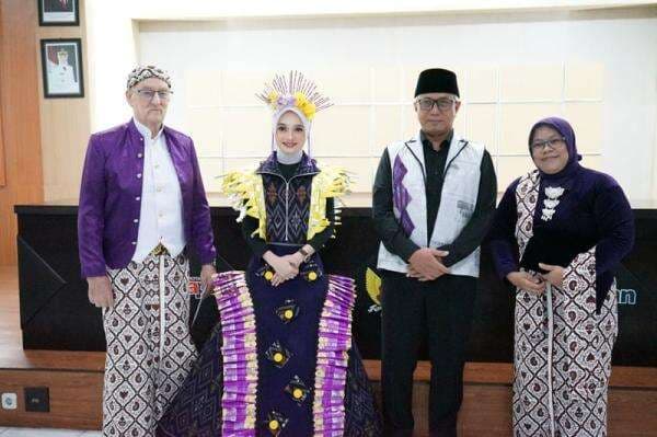 Dhoho Night Carnival 2025, Sukses Curi Perhatian Publik dan Wisatawan Mancanegara Dhoho Night Carnival 2025, Sukses Curi Perhatian Publik dan Wisatawan Mancanegara