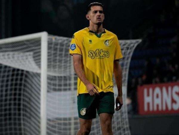 Kartu Merah Justin Hubner di Laga Fortuna Sittard vs Ajax Amsterdam Jadi Sorotan, Pengamat: Dia Sering Lakukan Hal Gila Kartu Merah Justin Hubner di Laga Fortuna Sittard vs Ajax Amsterdam Jadi Sorotan, Pengamat: Dia Sering Lakukan Hal Gila