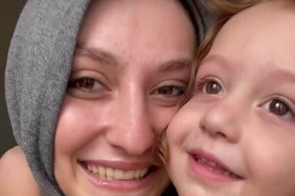 Haru! Detik-Detik Azan Berkumandang di Gaza usai Hamas-Israel Sepakat Damai Haru! Detik-Detik Azan Berkumandang di Gaza usai Hamas-Israel Sepakat Damai