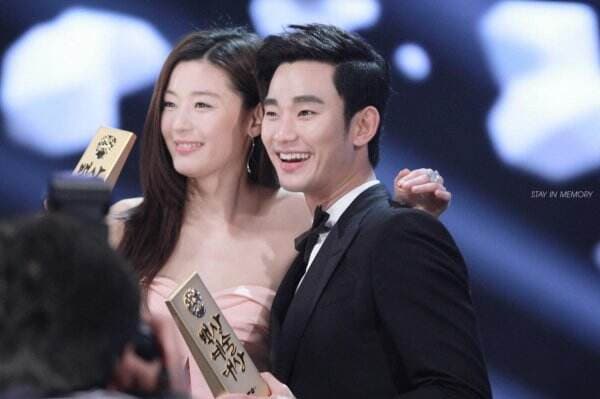 5 Artis Korea dengan Bayaran Termahal, Ada Kim Soo-hyun dan Jun Ji-hyun 5 Artis Korea dengan Bayaran Termahal, Ada Kim Soo-hyun dan Jun Ji-hyun