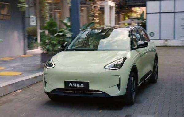 20 Mobil Listrik Terlaris di China 2025: Geely Puncaki Penjualan, BYD Mendominasi 20 Mobil Listrik Terlaris di China 2025: Geely Puncaki Penjualan, BYD Mendominasi