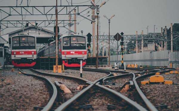 1.061 Perjalanan KRL Disiapkan Selama Lebaran 2024, Jam Tetap Normal 1.061 Perjalanan KRL Disiapkan Selama Lebaran 2024, Jam Tetap Normal