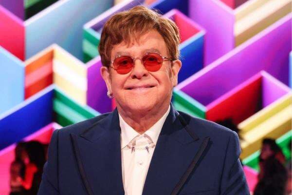 10 Artis Hollywood Alami Masalah Penglihatan, Elton John Buta Akibat Infeksi Mata 10 Artis Hollywood Alami Masalah Penglihatan, Elton John Buta Akibat Infeksi Mata