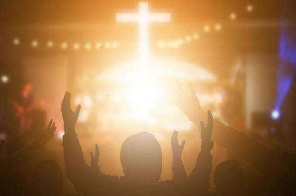 10 Lagu Rohani untuk Memperingati Kenaikan Yesus Kristus 10 Lagu Rohani untuk Memperingati Kenaikan Yesus Kristus