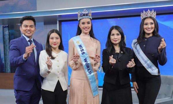 Kunjungi iNews Media Group, Miss World 2025 Suchata Chuangsri Mencoba Jadi News Anchor Indonesia Kunjungi iNews Media Group, Miss World 2025 Suchata Chuangsri Mencoba Jadi News Anchor Indonesia