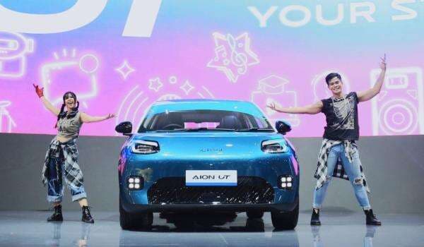Mobil Listrik Aion UT Melantai di GIIAS 2025 Dibenderol Rp300 Jutaan, Intip Spesifikasi Lengkapnya Mobil Listrik Aion UT Melantai di GIIAS 2025 Dibenderol Rp300 Jutaan, Intip Spesifikasi Lengkapnya