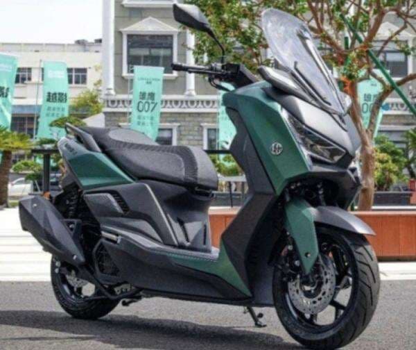 China Luncurkan Motor Mirip Yamaha Xmax, Harganya Rp22 Jutaan China Luncurkan Motor Mirip Yamaha Xmax, Harganya Rp22 Jutaan