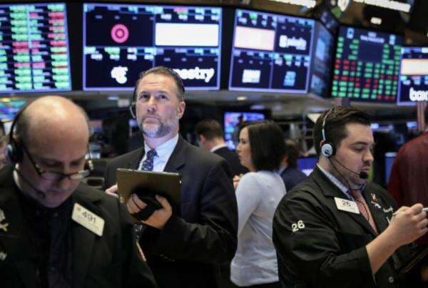 Bursa Saham AS Berakhir Menguat, S&P 500 Catat Rekor Baru Bursa Saham AS Berakhir Menguat, S&P 500 Catat Rekor Baru