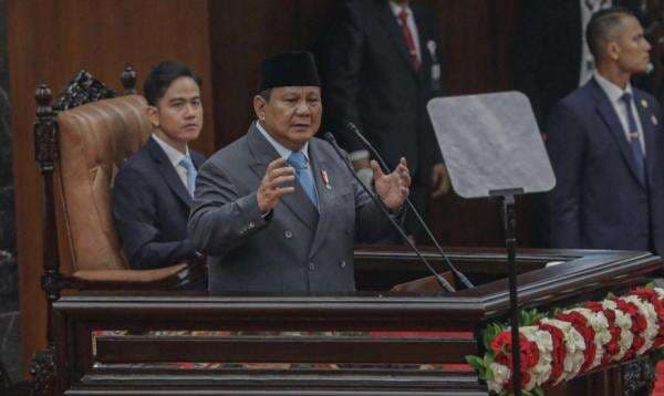 Prabowo Sebut SMA Taruna Nusantara Terintegrasi Bakal Dibangun di Seluruh Pelosok Negeri Prabowo Sebut SMA Taruna Nusantara Terintegrasi Bakal Dibangun di Seluruh Pelosok Negeri
