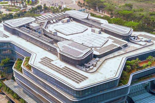 Manfaat Energi Surya Dorong Efisiensi Energi dan Dekarbonisasi di Sektor Industri Manfaat Energi Surya Dorong Efisiensi Energi dan Dekarbonisasi di Sektor Industri