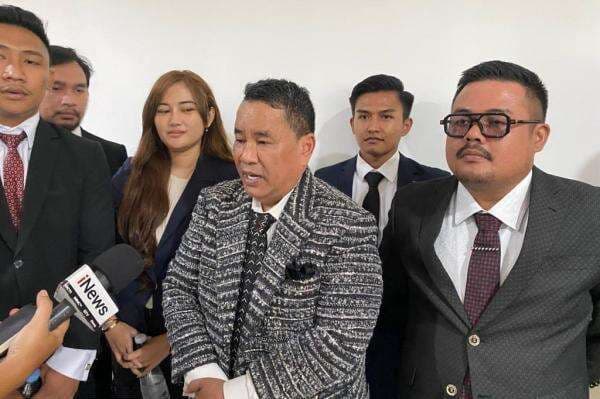 Cek! Ini 4 Fakta yang Dibeberkan, Hotman Paris: Gugatan CMNP ke MNC Lemah! Cek! Ini 4 Fakta yang Dibeberkan, Hotman Paris: Gugatan CMNP ke MNC Lemah!