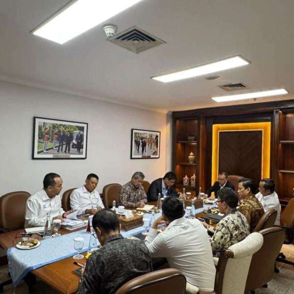 Purbaya, Ketua OJK, PPATK, dan Dasco Rapat Bersama, Ini yang Dibahas Purbaya, Ketua OJK, PPATK, dan Dasco Rapat Bersama, Ini yang Dibahas