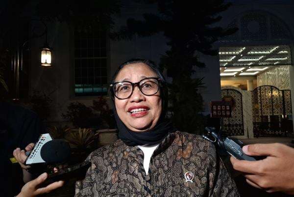 Prabowo Lantik Nanik S Deyang jadi Kepala BGN Baru Hari Ini Prabowo Lantik Nanik S Deyang jadi Kepala BGN Baru Hari Ini