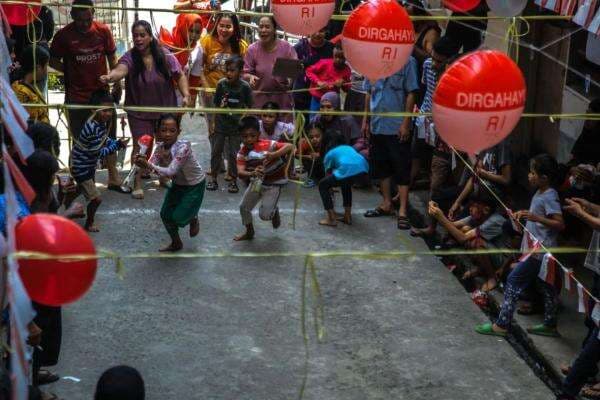 13 Ide Lomba 17 Agustusan Unik, Lucu, dan Seru untuk Sekolah 13 Ide Lomba 17 Agustusan Unik, Lucu, dan Seru untuk Sekolah