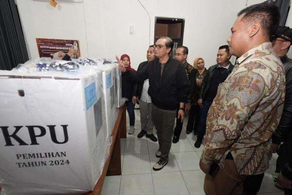 Distribusi Logistik PSU Pilkada Magetan Dikawal KPU RI dan KPU Jatim Distribusi Logistik PSU Pilkada Magetan Dikawal KPU RI dan KPU Jatim