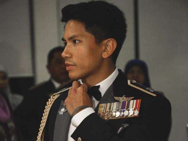 Potret Pangeran Abdul Mateen yang Resmi Jadi Menlu Brunei Potret Pangeran Abdul Mateen yang Resmi Jadi Menlu Brunei