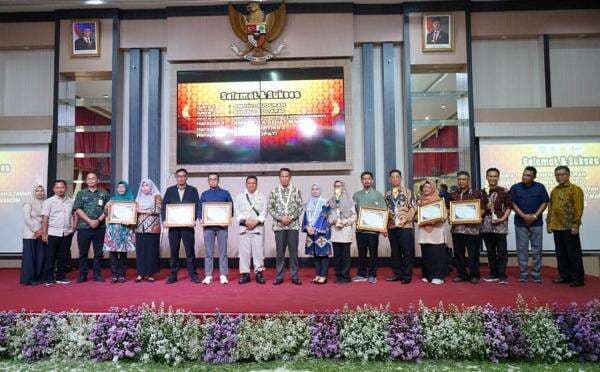 Lomba Kinerja Bursa Kerja Khusus SMK Tahun 2024, SMKN 10 Surabaya Raih Juara Lomba Kinerja Bursa Kerja Khusus SMK Tahun 2024, SMKN 10 Surabaya Raih Juara