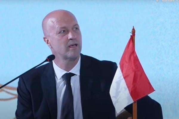 Dilirik Ajax, Jordi Cruyff Disebut Tetap Bisa Jalankan Peran di Timnas Indonesia Dilirik Ajax, Jordi Cruyff Disebut Tetap Bisa Jalankan Peran di Timnas Indonesia