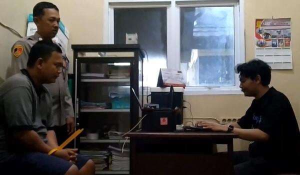 Detik-Detik Menegangkan Baku Tembak Polisi dengan Pelaku Curanmor di Lampung Timur Detik-Detik Menegangkan Baku Tembak Polisi dengan Pelaku Curanmor di Lampung Timur