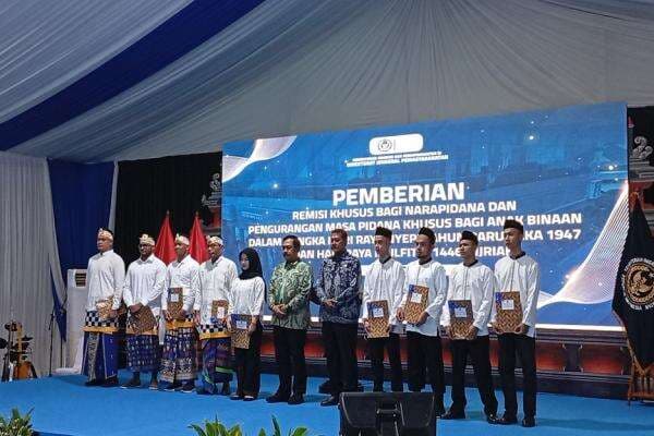 157.953 Napi Dapat Remisi Khusus Hari Raya Nyepi dan Idulfitri 157.953 Napi Dapat Remisi Khusus Hari Raya Nyepi dan Idulfitri