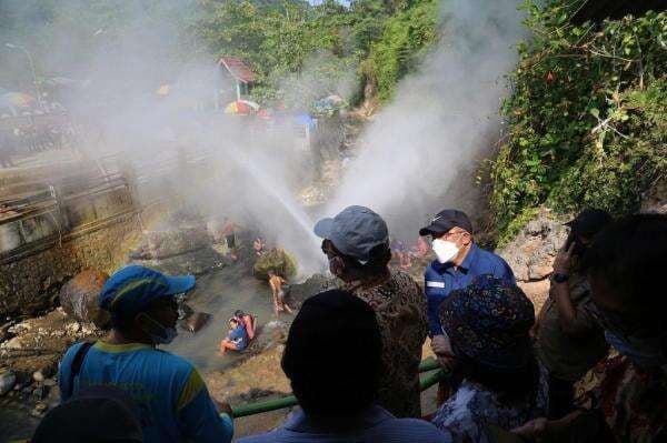 5 Tempat Wisata di Palabuhanratu, Pantai hingga Gua yang Sayang Dilewatkan 5 Tempat Wisata di Palabuhanratu, Pantai hingga Gua yang Sayang Dilewatkan