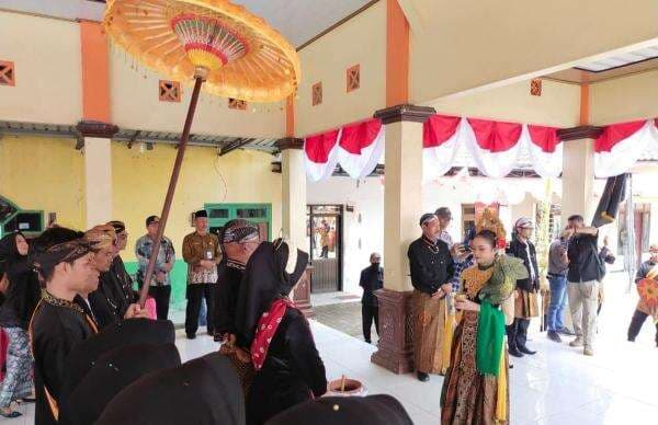 Mengenal Ritual Piuning Sapta Tirta, Tradisi Sakral Hari Jadi Desa di Jombang Mengenal Ritual Piuning Sapta Tirta, Tradisi Sakral Hari Jadi Desa di Jombang