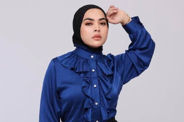 Nyolong Foto Siomay Chef Devina, Tim Adik Syahrini Minta Maaf Nyolong Foto Siomay Chef Devina, Tim Adik Syahrini Minta Maaf