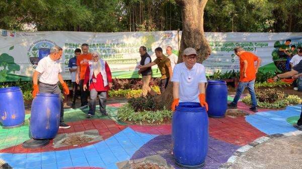 Ciangir Direncanakan Tampung Kompos, Pramono Optimistis Sampah Harian Jakarta Teratasi Ciangir Direncanakan Tampung Kompos, Pramono Optimistis Sampah Harian Jakarta Teratasi