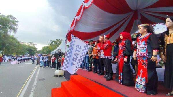 Peringati HUT Kapuas karnaval Peringati HUT Kapuas karnaval