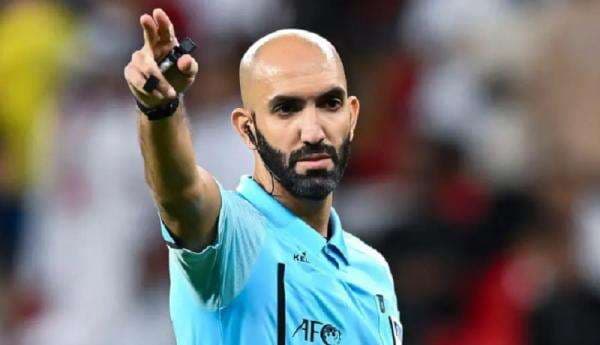 Profil Ahmed Al Ali: Wasit Kuwait yang Pimpin Timnas Indonesia Vs Arab Saudi Profil Ahmed Al Ali: Wasit Kuwait yang Pimpin Timnas Indonesia Vs Arab Saudi