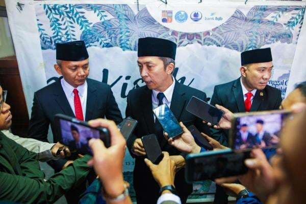 Wali Kota Bogor Tetapkan Jam Masuk Sekolah Pukul 07.00, Tak Ikuti Kebijakan Gubernur Jabar Wali Kota Bogor Tetapkan Jam Masuk Sekolah Pukul 07.00, Tak Ikuti Kebijakan Gubernur Jabar