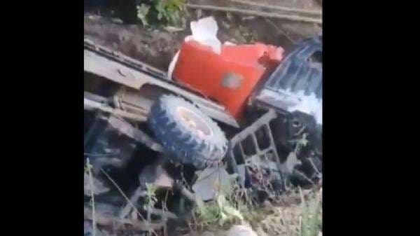 Mobil Rombongan Bantuan Banjir Kecelakaan di Aceh Timur, 2 Orang Tewas 5 Luka-Luka Mobil Rombongan Bantuan Banjir Kecelakaan di Aceh Timur, 2 Orang Tewas 5 Luka-Luka