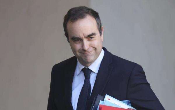 Belum Sebulan Menjabat, Perdana Menteri Prancis Sebastien Lecornu Mundur Belum Sebulan Menjabat, Perdana Menteri Prancis Sebastien Lecornu Mundur