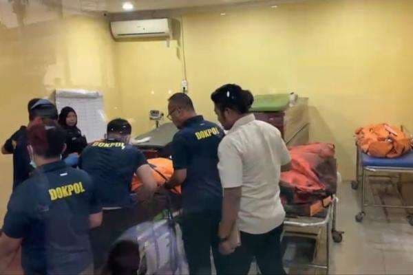 3 Jenazah Korban Kebakaran Gedung di Kemayoran Teridentifikasi, Ini Identitasnya 3 Jenazah Korban Kebakaran Gedung di Kemayoran Teridentifikasi, Ini Identitasnya