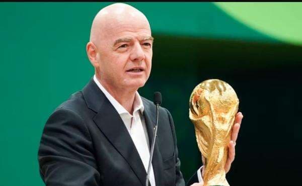 Parah, FIFA Angkat Tangan Biarkan Wasit Resmi Piala Dunia 2026 Ditolak Masuk AS Parah, FIFA Angkat Tangan Biarkan Wasit Resmi Piala Dunia 2026 Ditolak Masuk AS