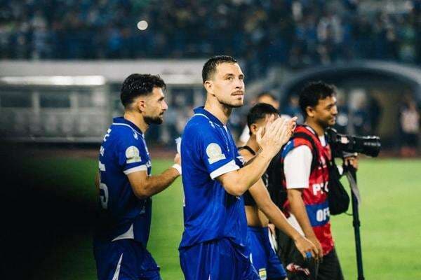 Cerita Thom Haye soal Solidnya Skuad Persib Bandung saat Kalahkan Dewa United 1-0 Cerita Thom Haye soal Solidnya Skuad Persib Bandung saat Kalahkan Dewa United 1-0