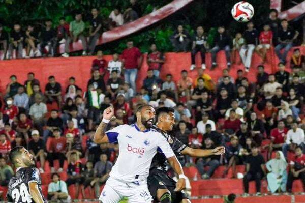 Hasil Super League: Arema FC Hajar Semen Padang, Malut United Bungkam Persijap Jepara Hasil Super League: Arema FC Hajar Semen Padang, Malut United Bungkam Persijap Jepara