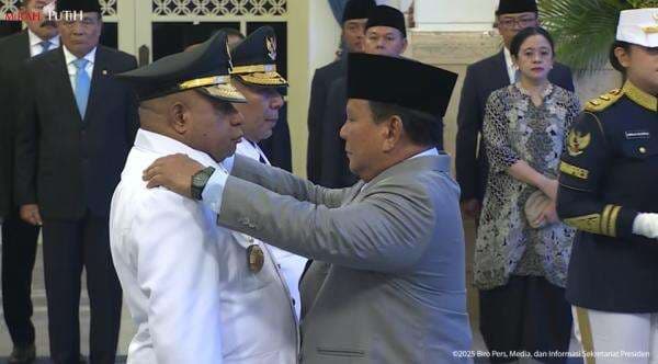 Sah! Prabowo Lantik Gubernur dan Wagub Papua di Istana Sah! Prabowo Lantik Gubernur dan Wagub Papua di Istana